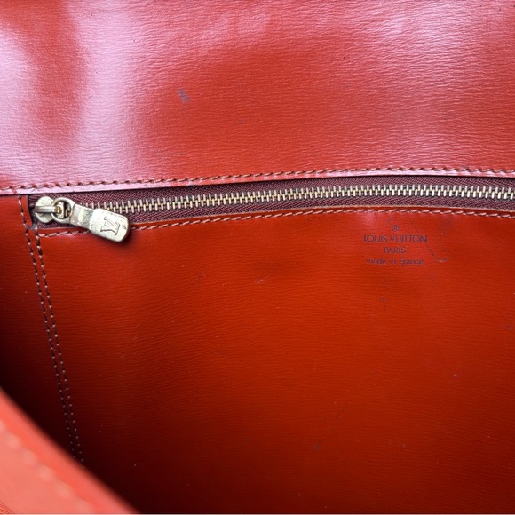 Authentic Louis Vuitton vintage 1990s unisex Brown Epi leather pochette amberop - Picture 6 of 16